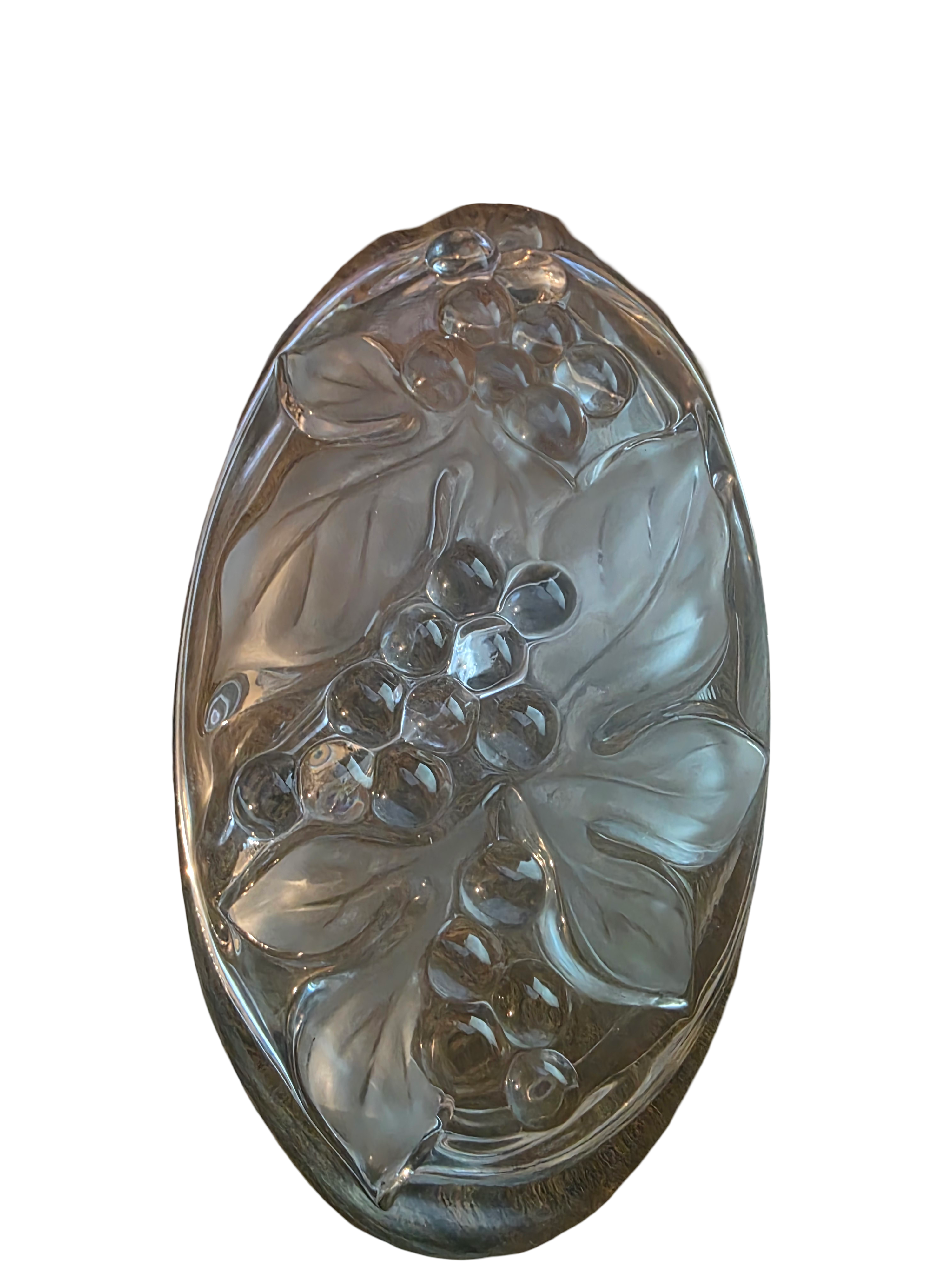 Good Quality Vintage Clear Glass Bowl with grape pattern-Used-Excellent Condition